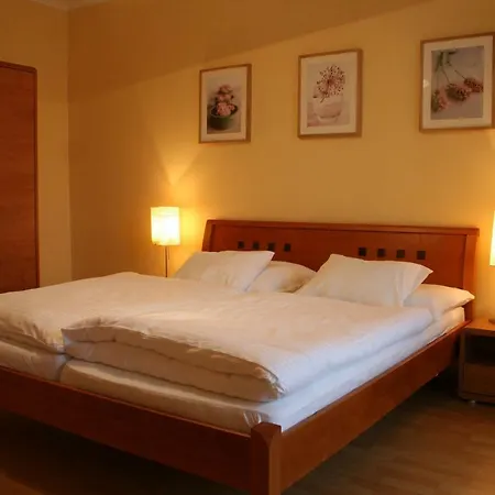 - Lazaretska Apartment